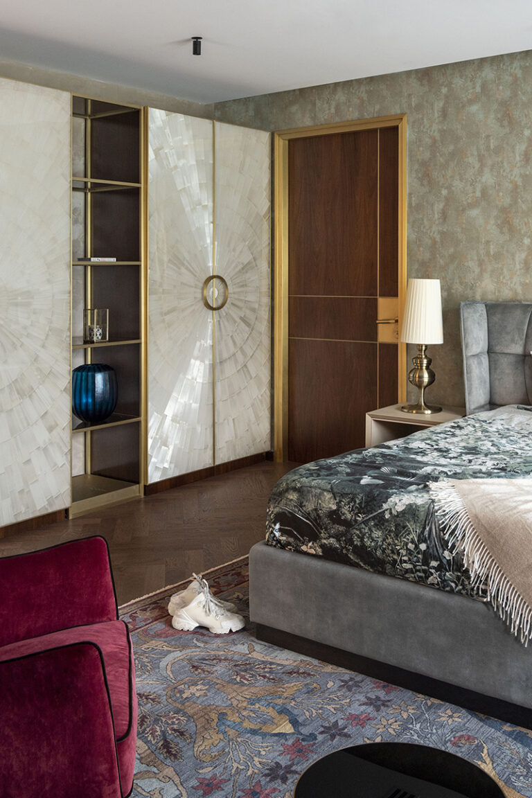 bali-house-50-engineered-coswick-herringbone-oak-canadian-cedar-mr.-bali-tr.jpg